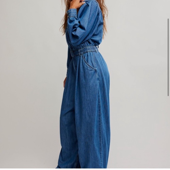 Free People Clara Long Sleeve Denim Jumpsuit Size XS Wide Leg - Picture 3 of 10